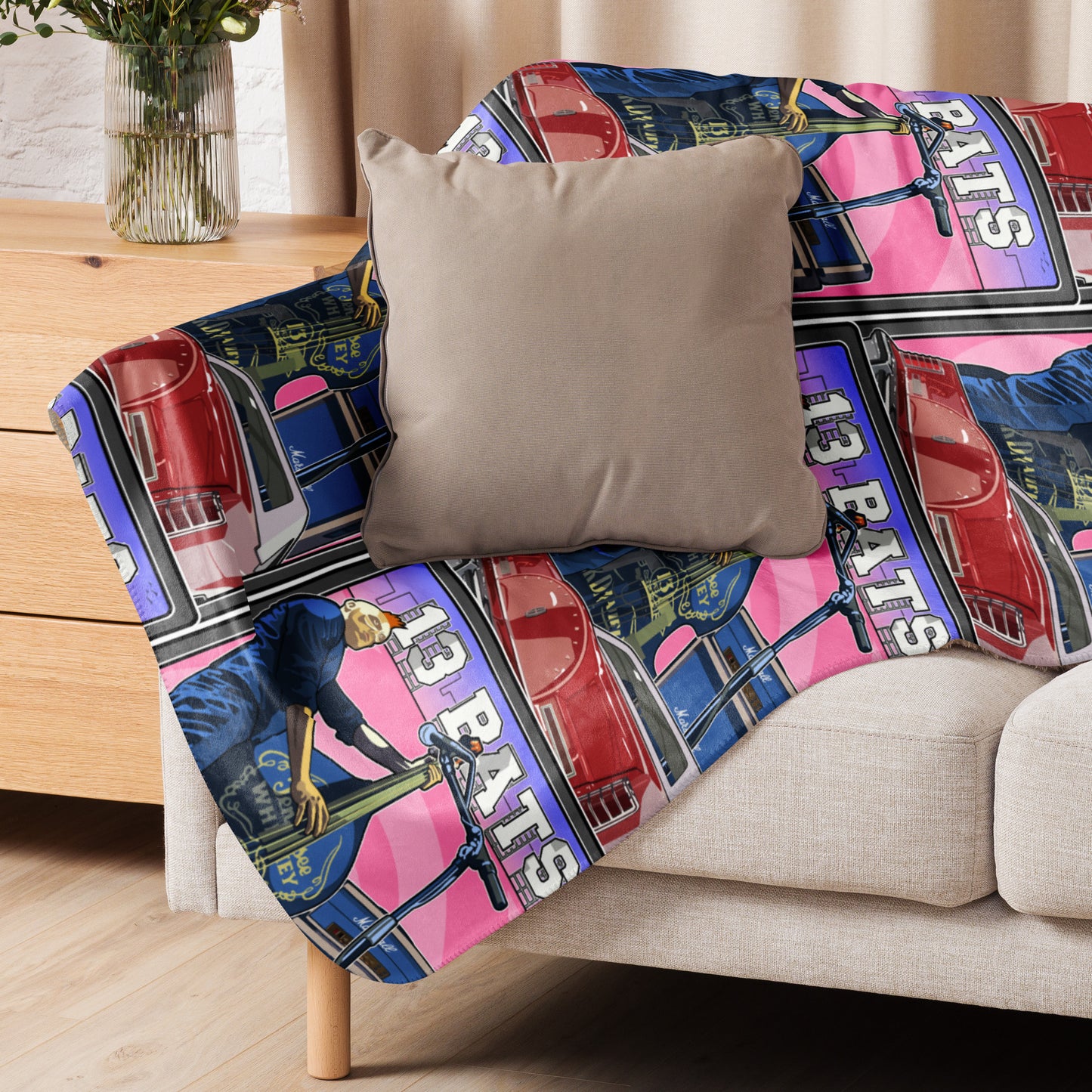 13 Bats Sherpa blanket