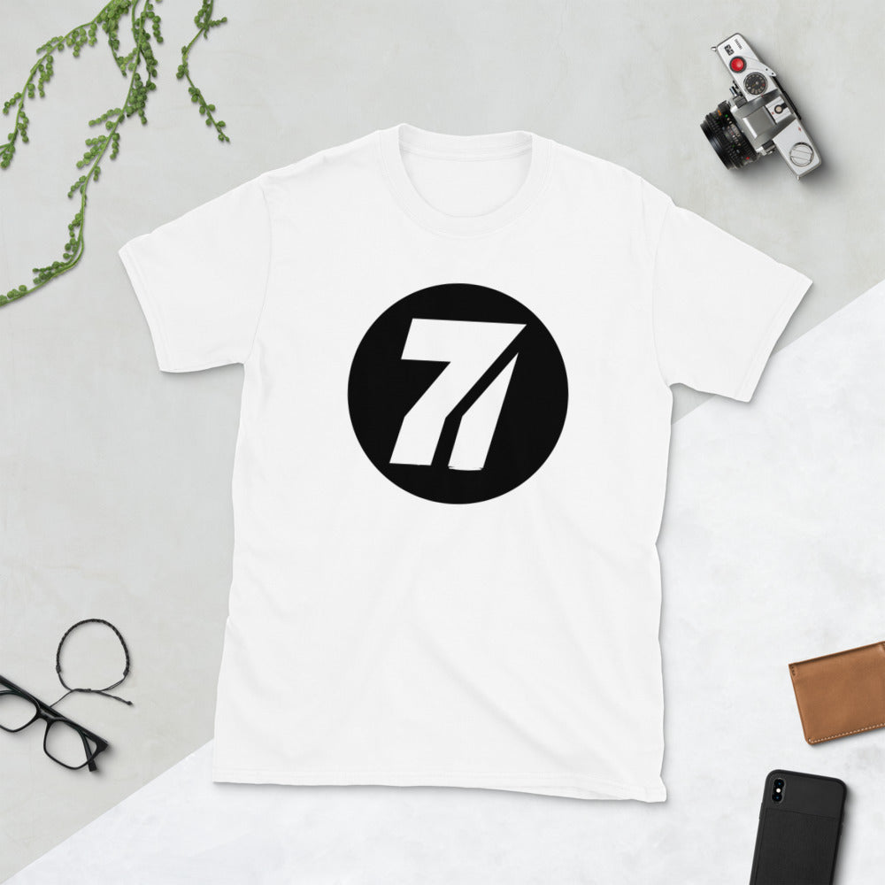 Séptimo Invitado 7 White Short-Sleeve Unisex T-Shirt