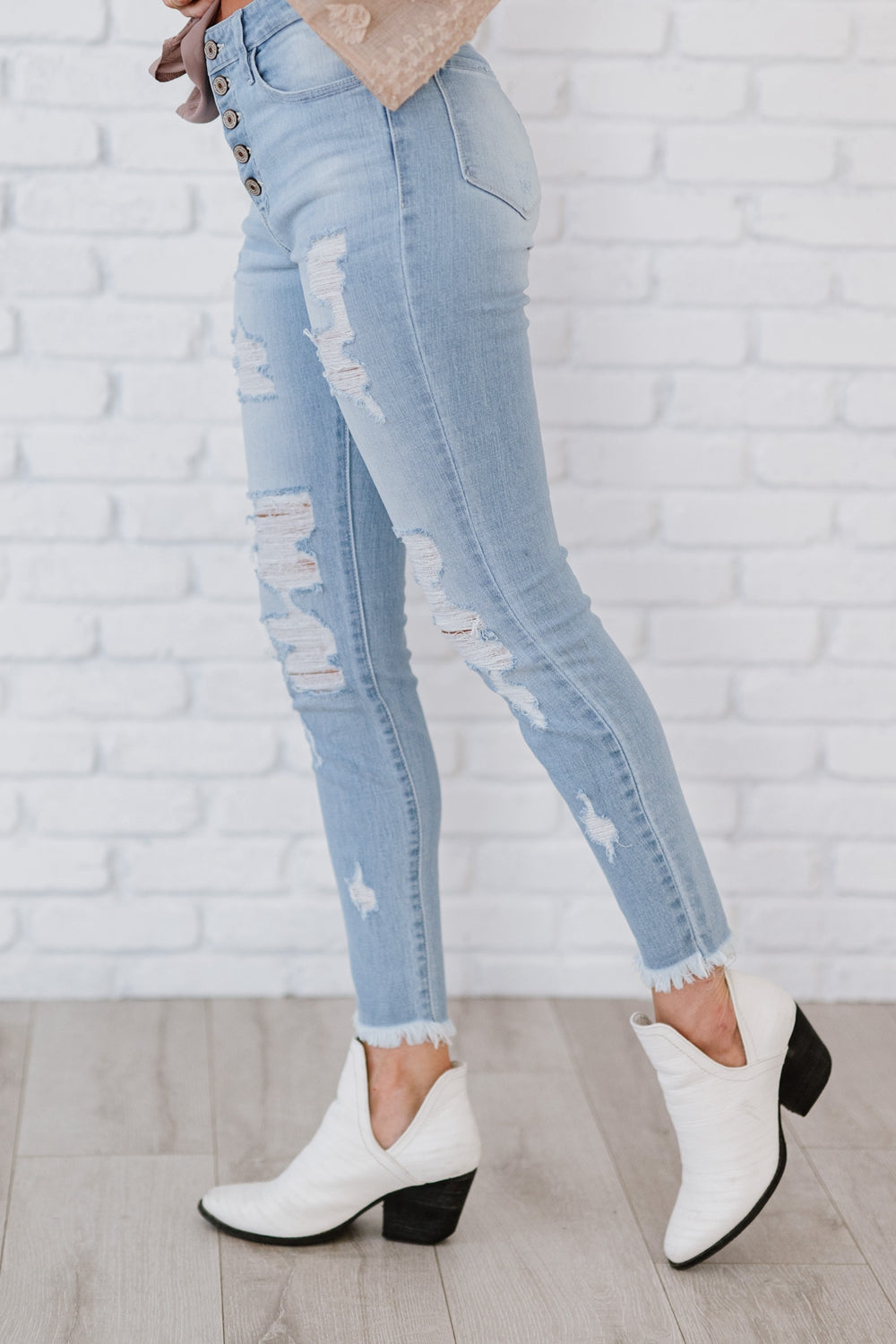 Kancan At Last Distressed Button Fly Skinny Jeans