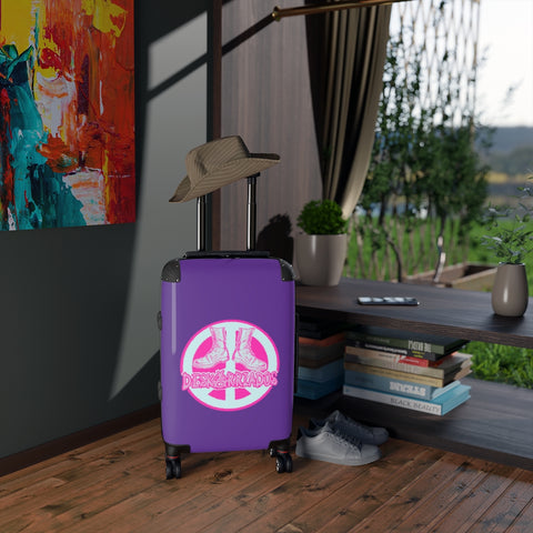 Deskarriados Classic Logo Lilac Vinto Cabin Suitcase